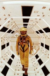 Космічна одіссея 2001/Космическая одиссея 2001/2001: A Space Odyssey” (Стенлі Кубрик, 1968 р.) – 4 місце у списку 100 величніших фільмів США